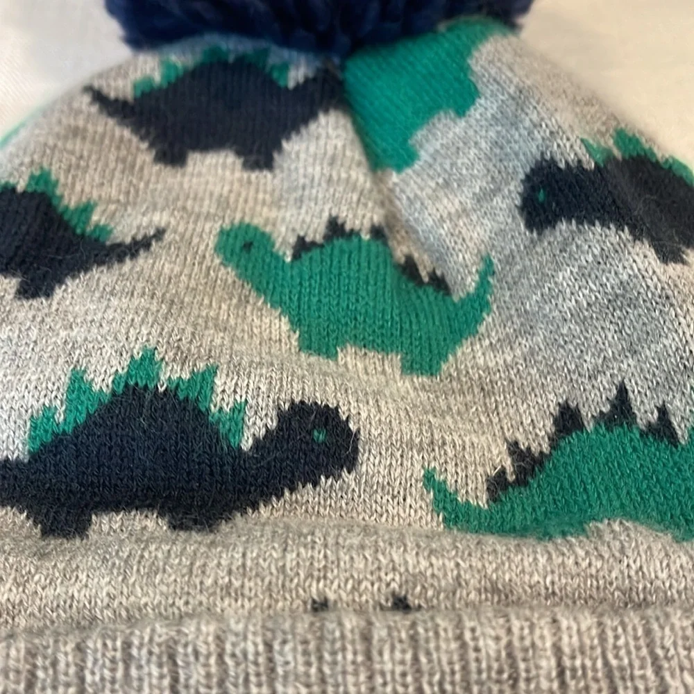 Kids small dinosaur Pom beanie 🦕  🦖